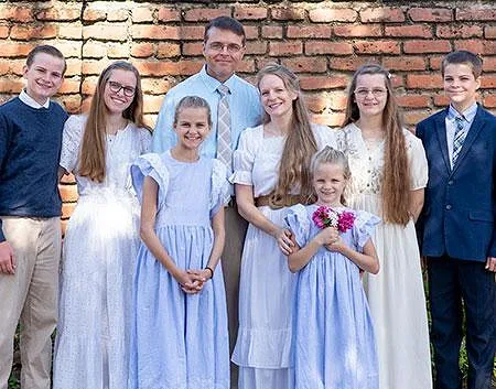 Eric & Jessica Curtis — supplied missionary or ministry image