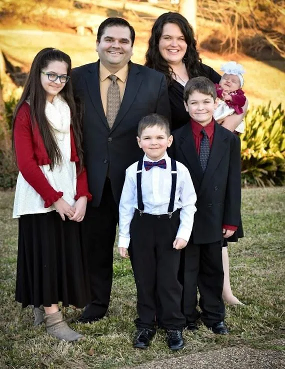 Dustin & Allix Williams — supplied missionary or ministry image